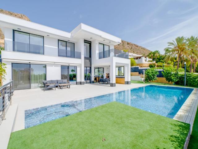 Villa en venta en Finestrat