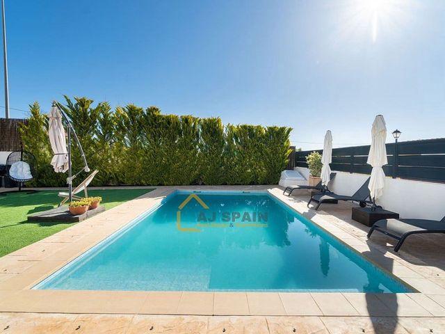 Chalet en venta en Oriental, Murcia