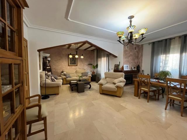 Chalet en venta en Cerro - El Molino, Fuenlabrada