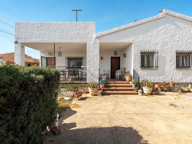 Villa en venta en Fuensalida