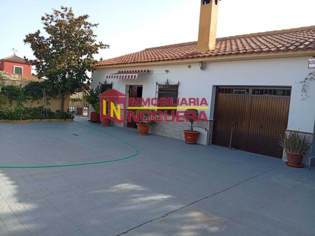 Chalet en venta en Fuente Palmera, Andalucía