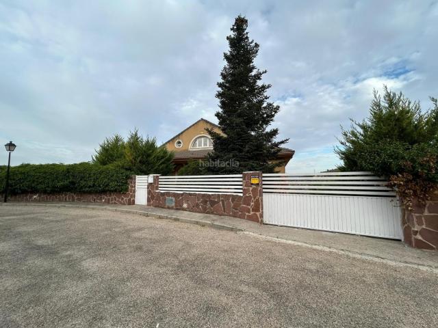 Chalet en venta en Fuentenovilla, Castilla-La Mancha