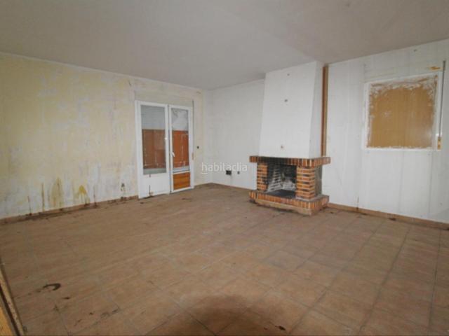 Villa en venta en Fuentenovilla