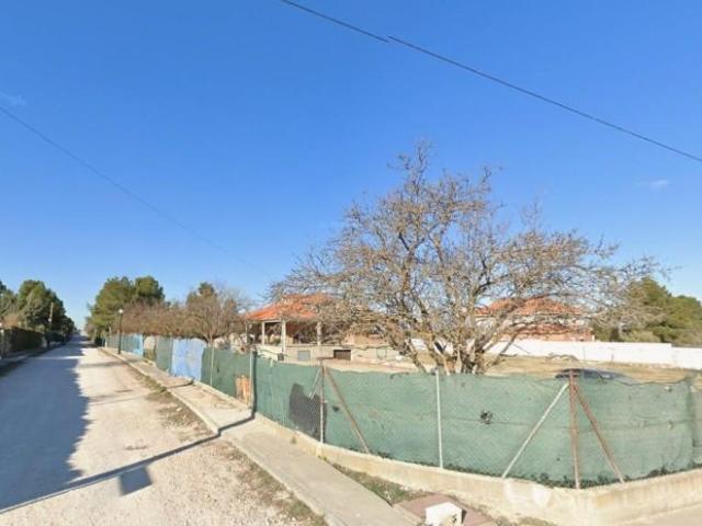 Chalet en venta en Estremera, Madrid