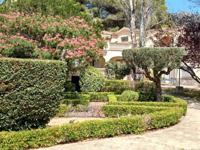 Villa en venta en Gaianes