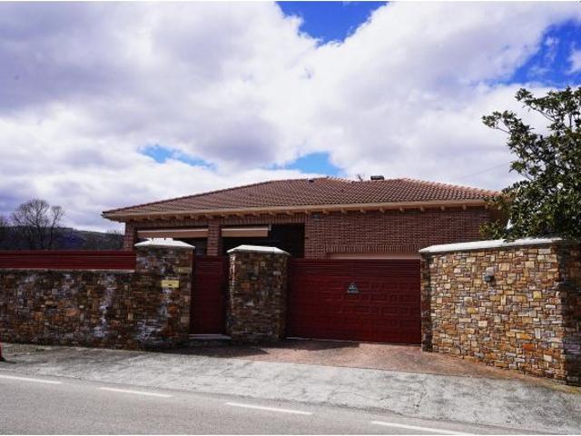 Casa en venta en Gargantilla Del Lozoya Y Pinilla De Buitrago, Madrid