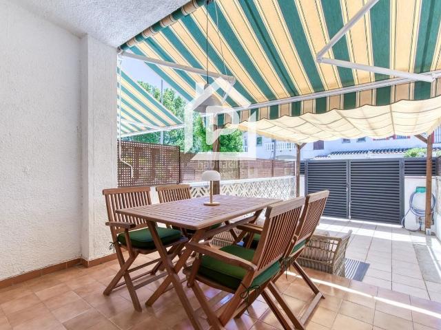 Chalet en venta en Borrassà, Girona