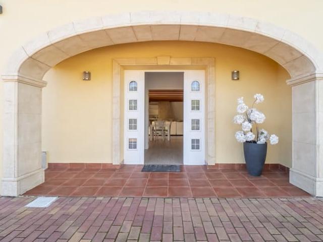 Villa en venta en Gata De Gorgos