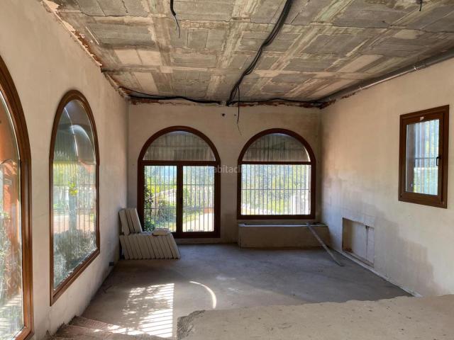 Villa en venta en Gelida