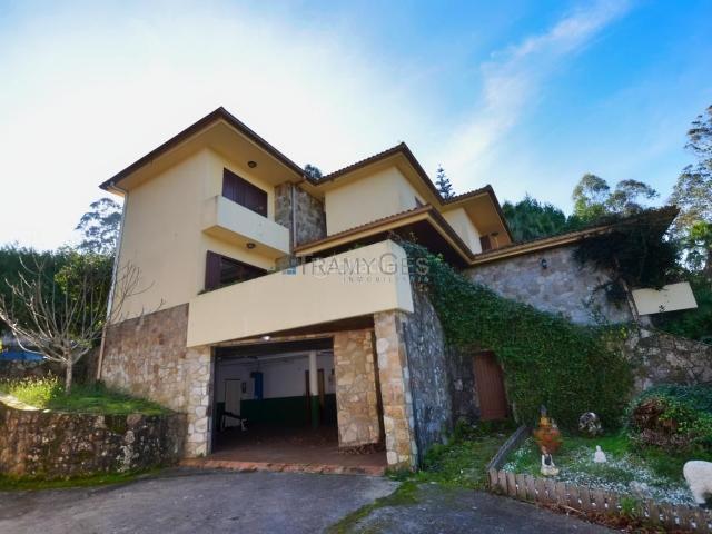 Chalet en venta en Gondomar, Vigo