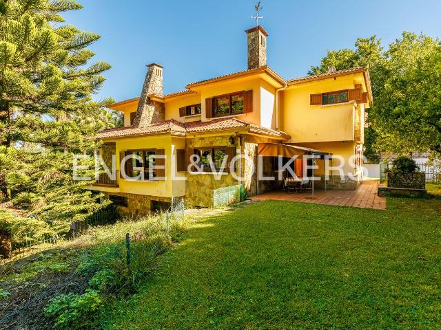 Chalet en venta en Gondomar, Vigo