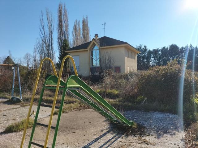 Chalet en venta en Grijota, Castilla y León