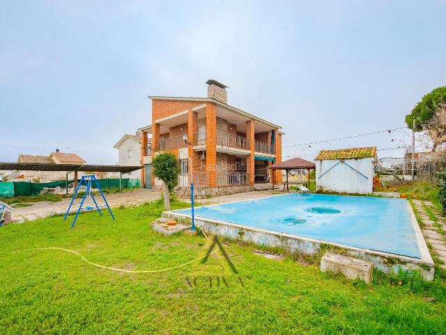 Chalet en venta en Griñón, Madrid