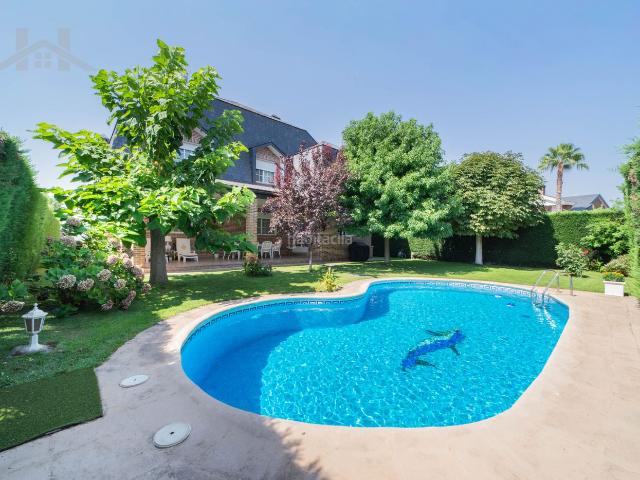 Chalet en venta en Griñón, Madrid
