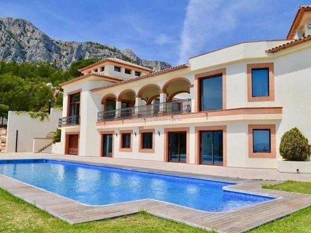 Chalet en venta en la Marina Baixa, Valencia