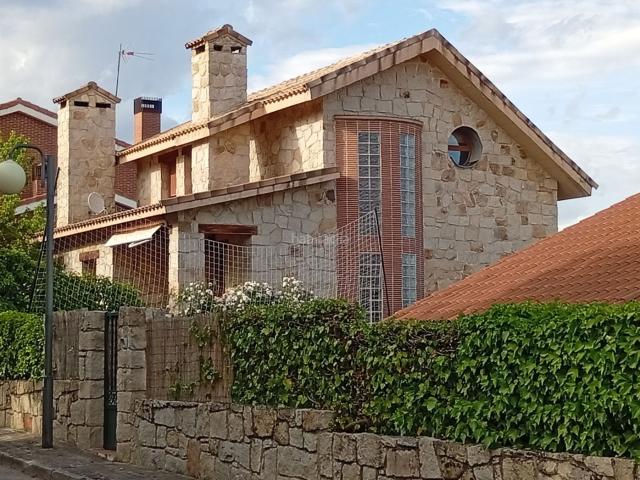 Chalet en venta en Guadalix De La Sierra, Madrid