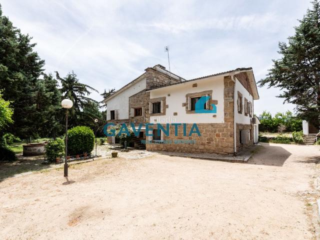 Chalet en venta en Guadarrama, Madrid