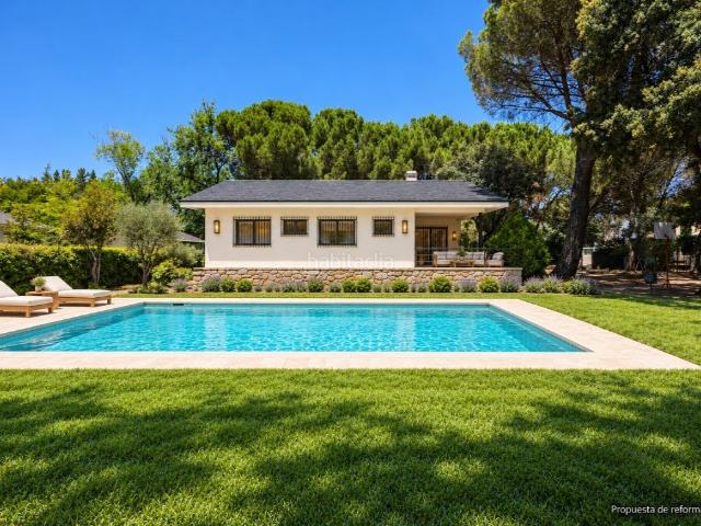 Chalet en venta en Urbanización Sala, Guadarrama