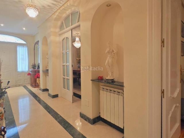 Villa en venta en Guadarrama, Urbanización Sala
