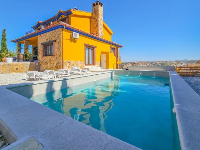 Chalet en venta en La Guardia De Jaén, Andalucía
