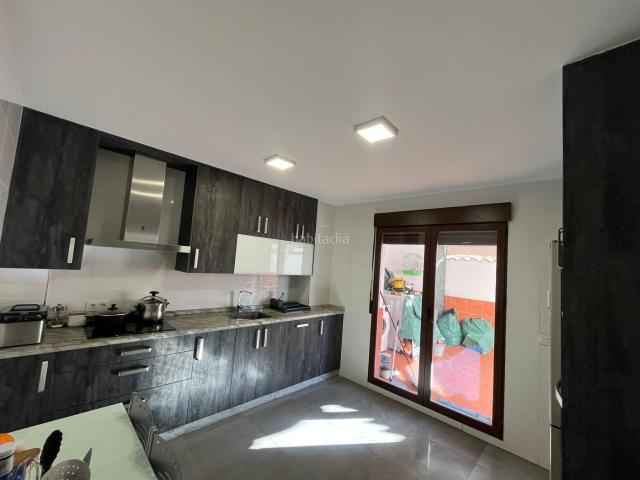 Villa en venta en Güevéjar