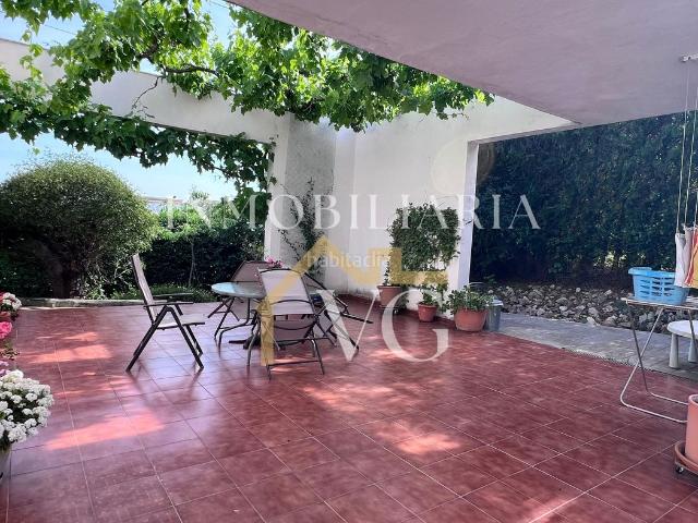 Chalet en venta en Guillena, Andalucía