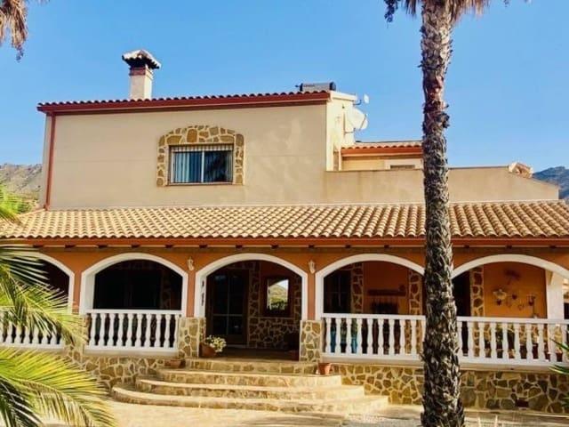 Chalet en venta en Polígono Industrial Bajo Sombra, el Vinalopó Mitjà / El Vinalopó Medio