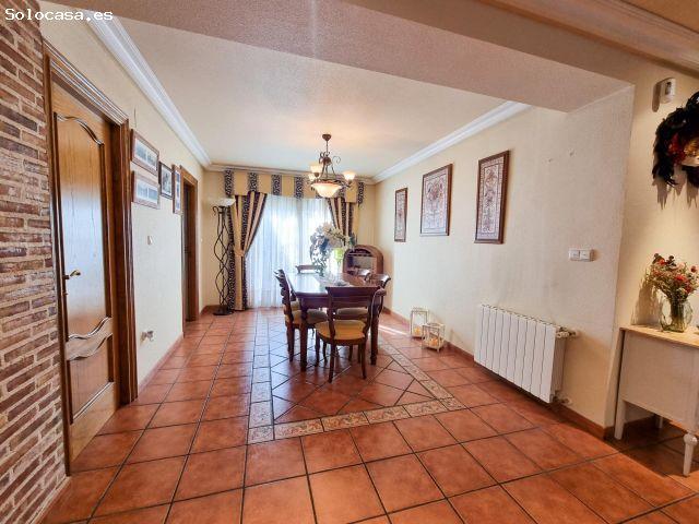 Casa en venta en el Vinalopó Mitjà / El Vinalopó Medio, Valencia