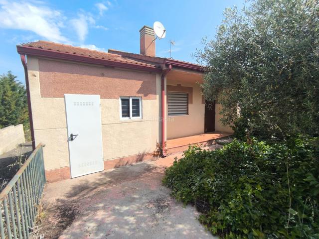 Villa en venta en Hontoba