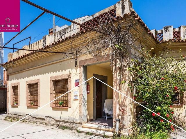 Villa en venta en L'hospitalet De Llobregat, Sanfeliu Villa en venta en L'hospitalet De Llobregat, Sanfeliu