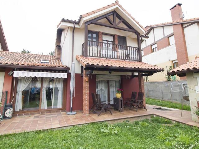 Chalet en venta en Hoznayo, Entrambasaguas