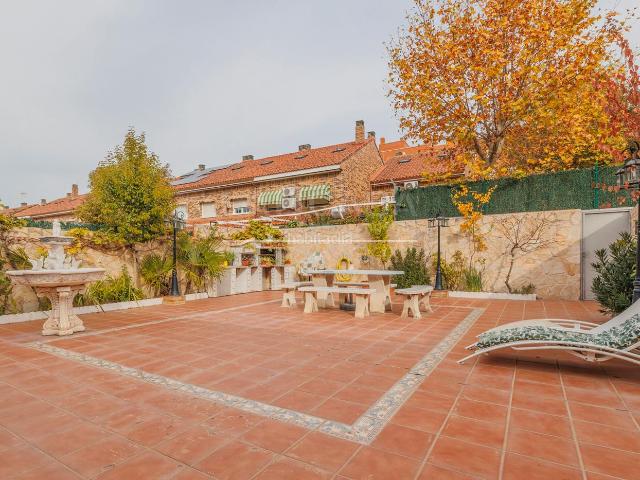 Villa en venta en Humanes De Madrid