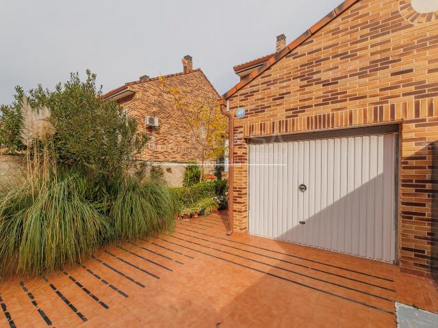 Villa en venta en Humanes De Madrid