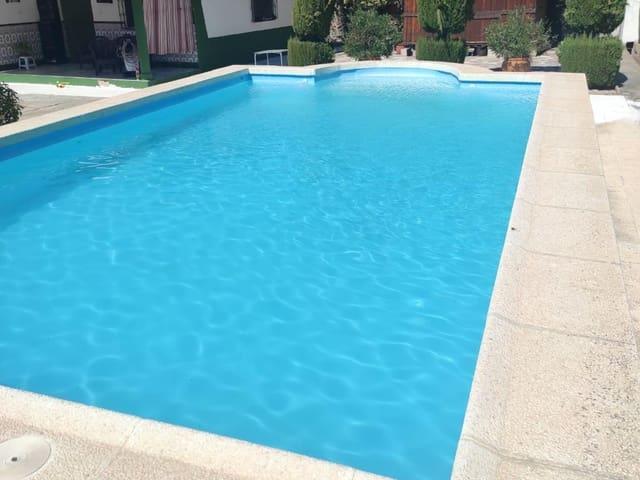 Villa en venta en Jaén, La Merced