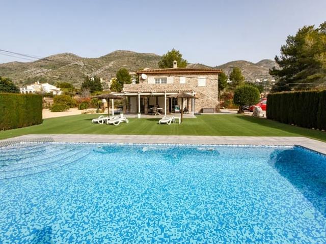 Villa en venta en Xaló, Urbanización Solana Park Villa en venta en Xaló, Urbanización Solana Park