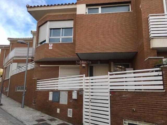 Villa en venta en Jun