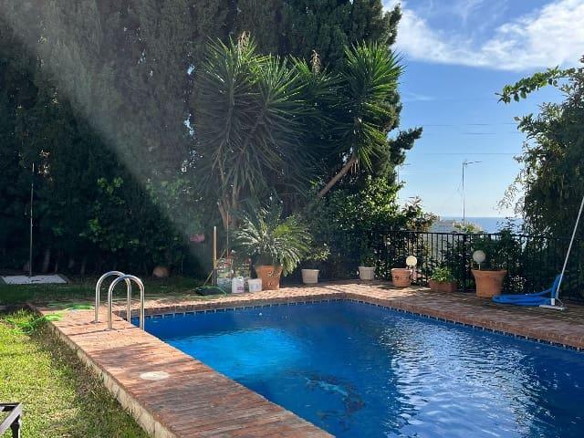 Chalet en venta en La Cala del Moral, La Axarquía