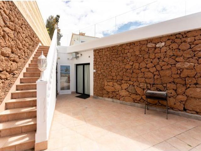 Casa en venta en La Caleta, Adeje
