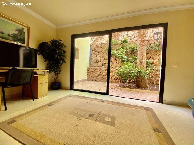 Casa en venta en La Caleta, Adeje