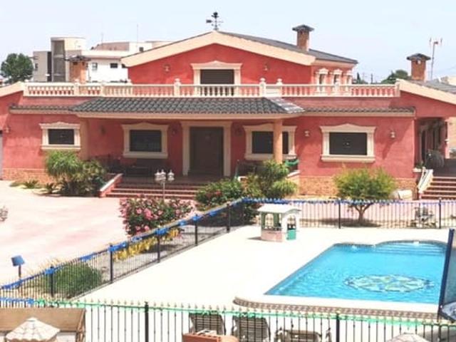 Chalet en venta en La Campaneta, el Baix Segura / La Vega Baja