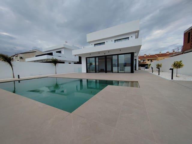 Chalet en venta en La Font, l'Alacantí