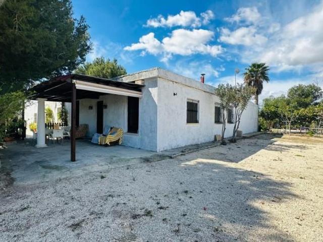 Chalet en venta en La Hoya, Alicante