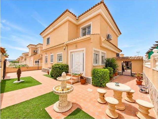 Chalet en venta en la Marina, el Baix Vinalopó