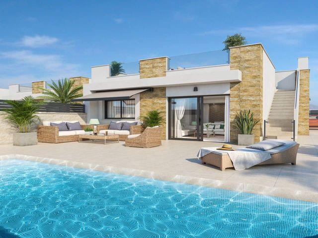 Chalet en venta en Regs del Porvenir, Elx / Elche