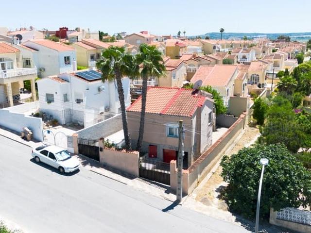 Chalet en venta en la Marina, el Baix Vinalopó