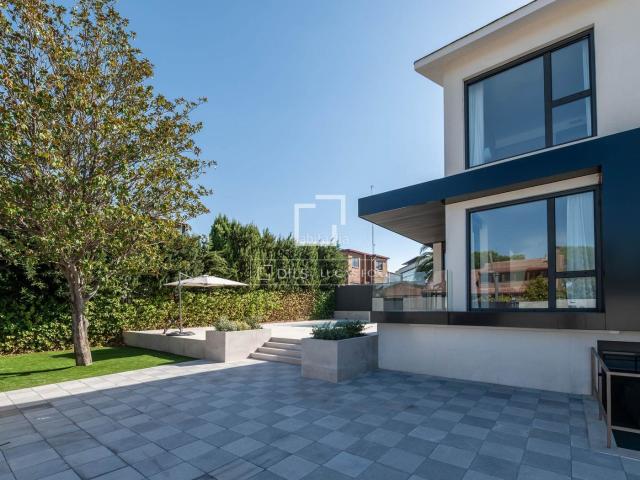 Chalet en venta en Hortaleza, Madrid