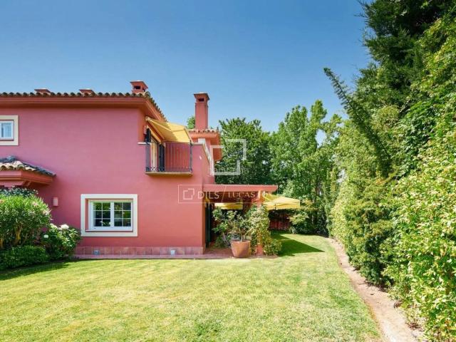 Chalet en venta en Hortaleza, Madrid