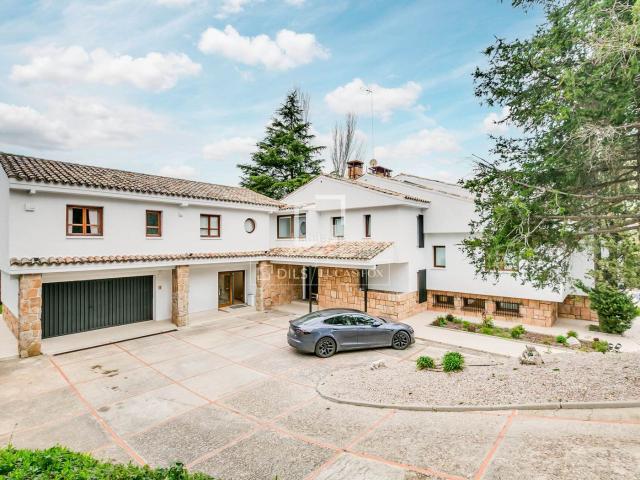 Chalet en venta en Hortaleza, Madrid