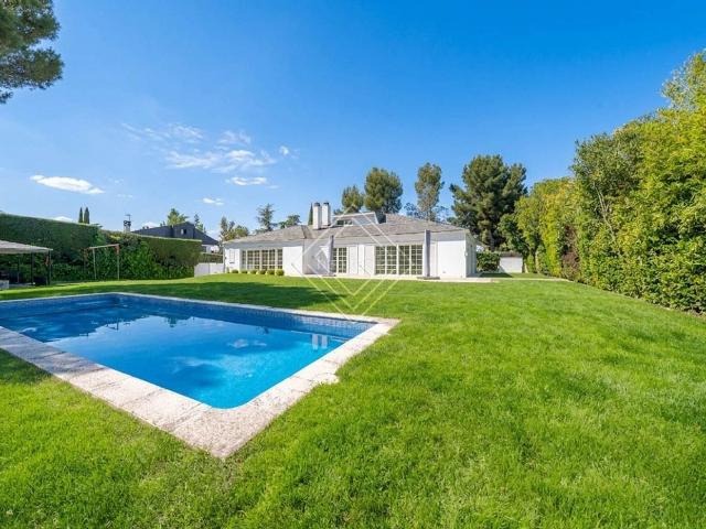 Chalet en venta en Hortaleza, Madrid