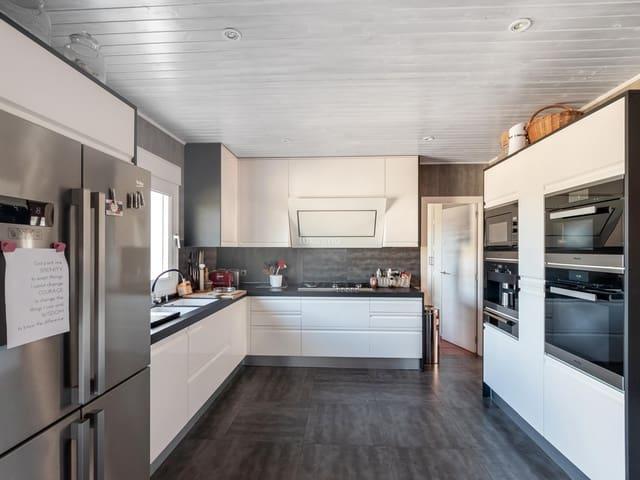 Chalet en venta en La Nucia, Valencia